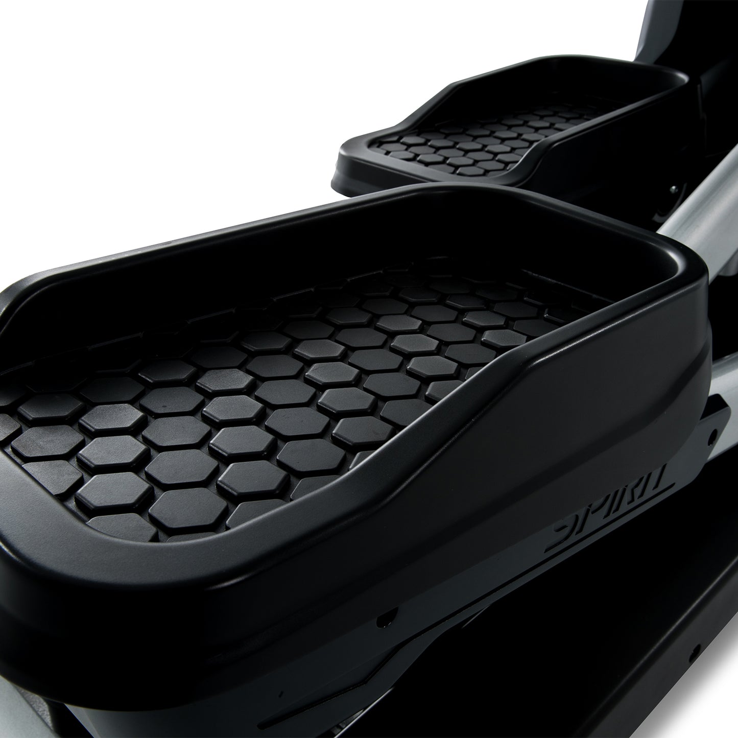 Spirit CE900 Full Commercial Elliptical