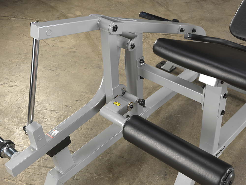 Body-Solid ProClubline LVLE Leverage Leg Extension