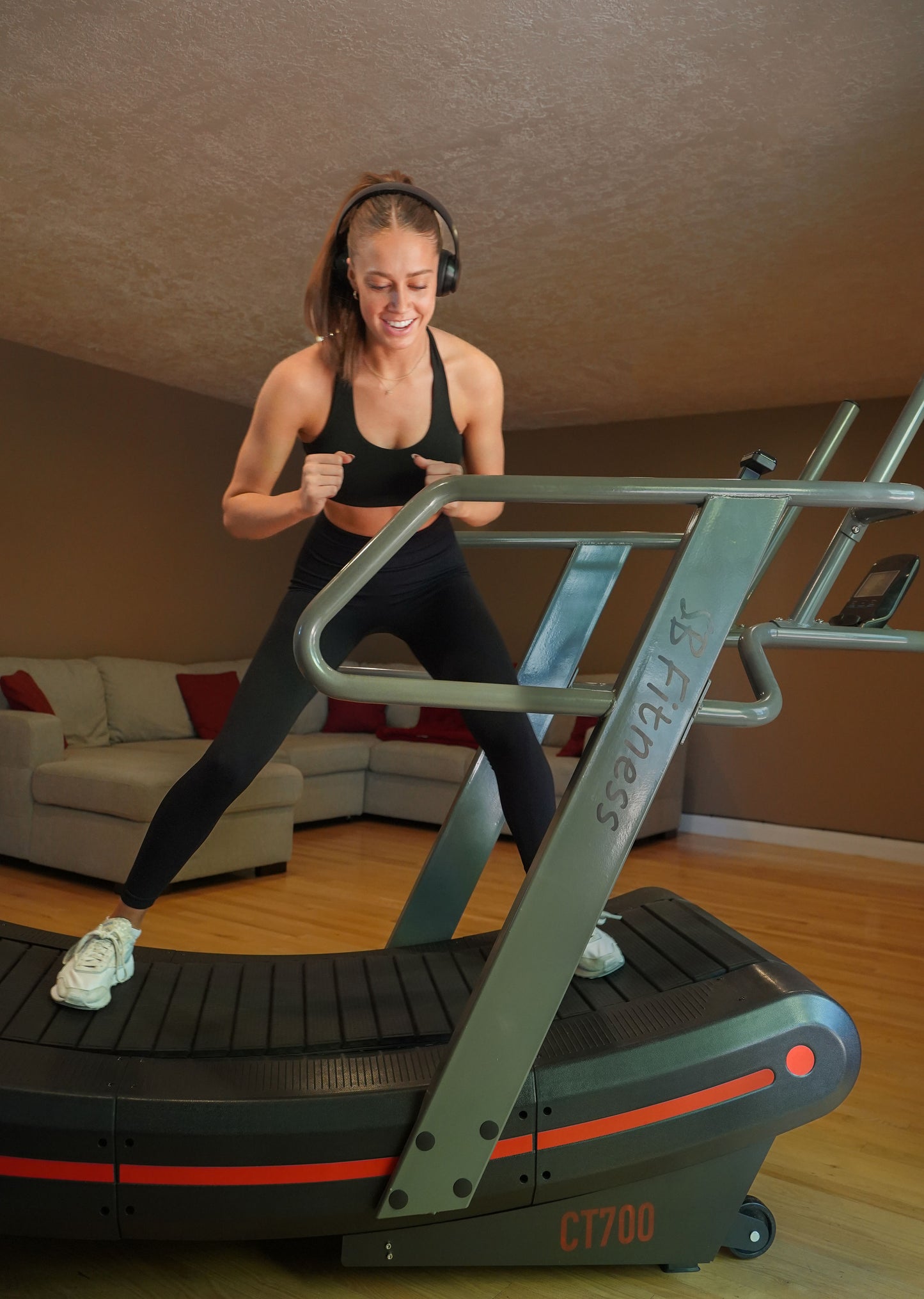 SB Fitness CT700 Self Generated Curved Treadmill